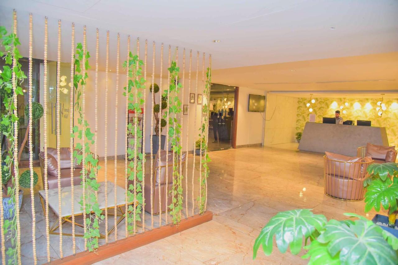 Aparthotel The Elite Royale Bangalore Esterno foto