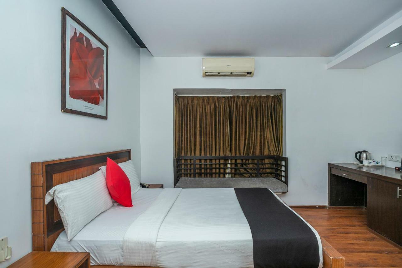 Aparthotel The Elite Royale Bangalore Esterno foto