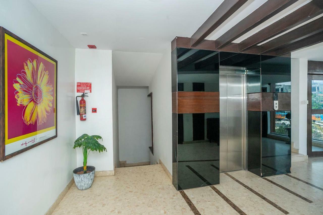 Aparthotel The Elite Royale Bangalore Esterno foto