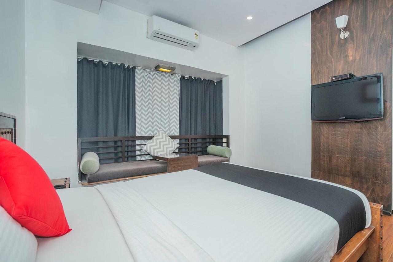 Aparthotel The Elite Royale Bangalore Esterno foto