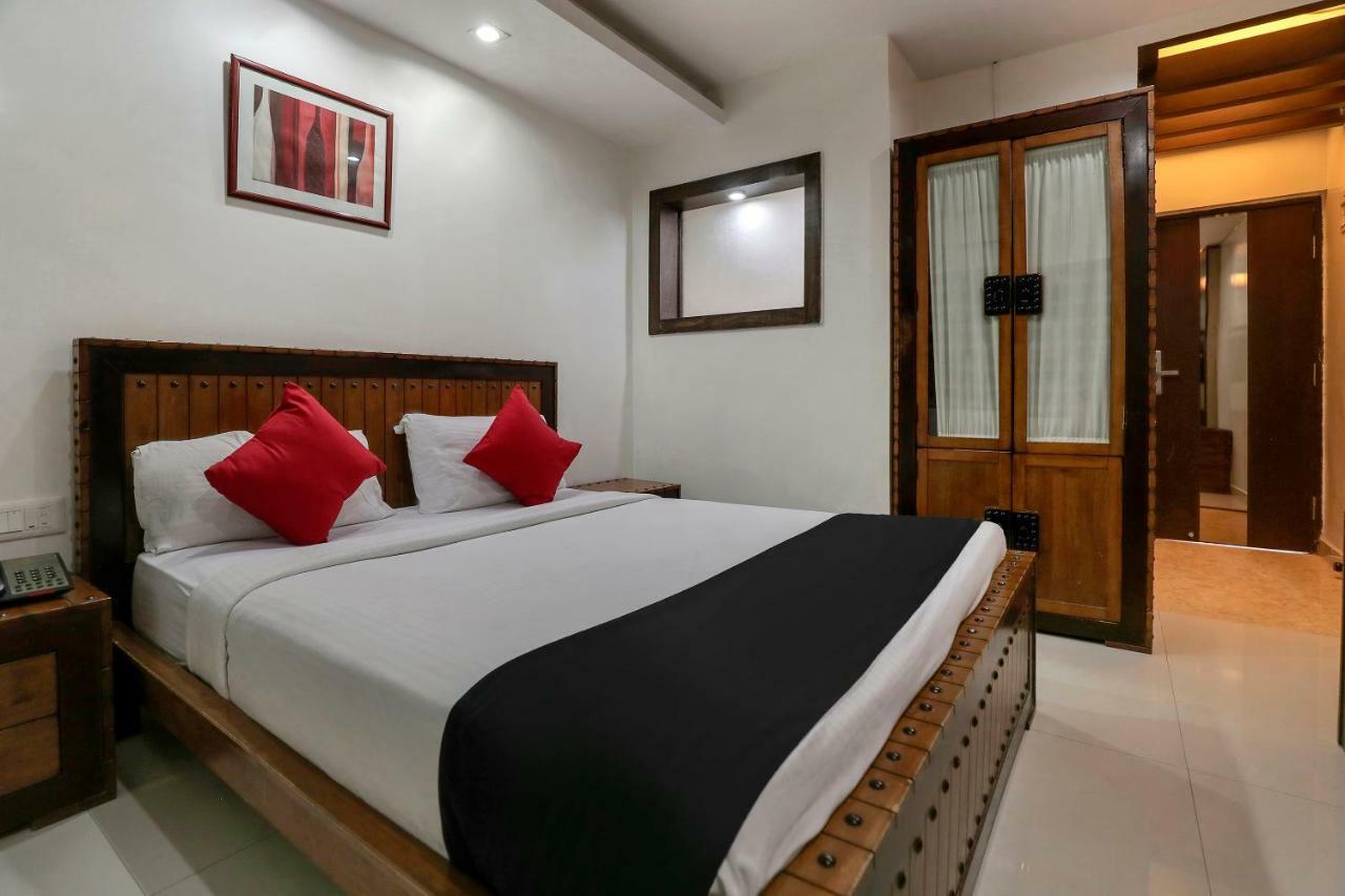 Aparthotel The Elite Royale Bangalore Esterno foto